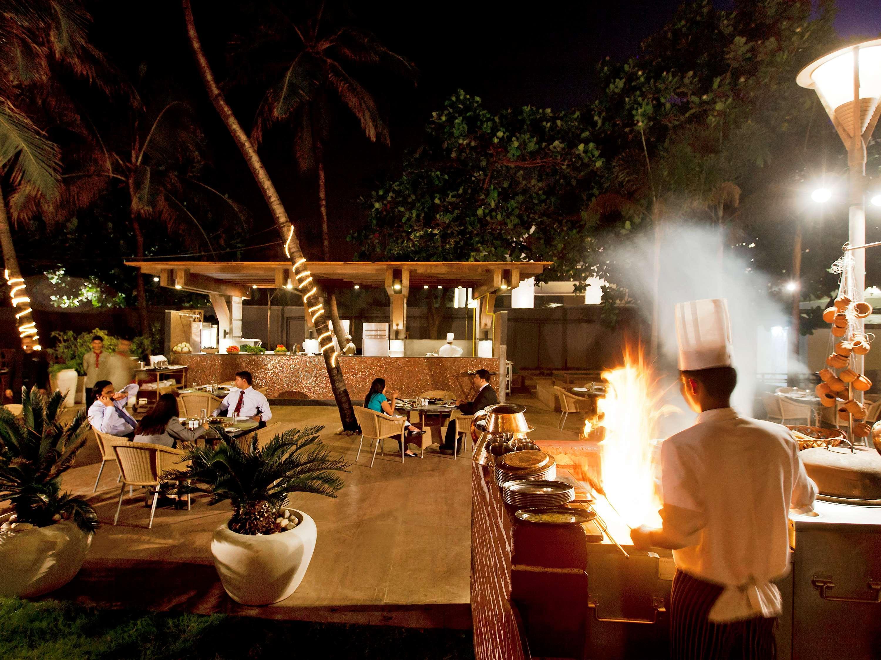 孟买珠瑚海滩诺富特酒店 外观 照片 The Park, Hyderabad